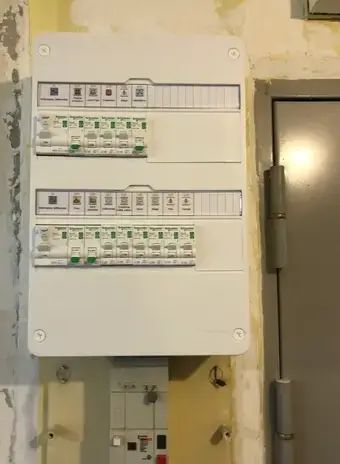 électricien Chartres-de-Bretagne-3